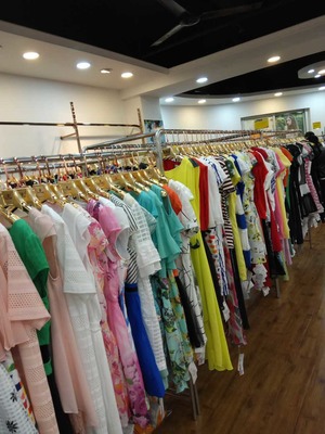 零成本加盟，輕松開啟服裝批發事業